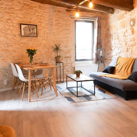 Immeuble 3 Apparts Centre Historique St Gilles Maisoncarreeconciergerie Saint-Gilles  Esterno foto