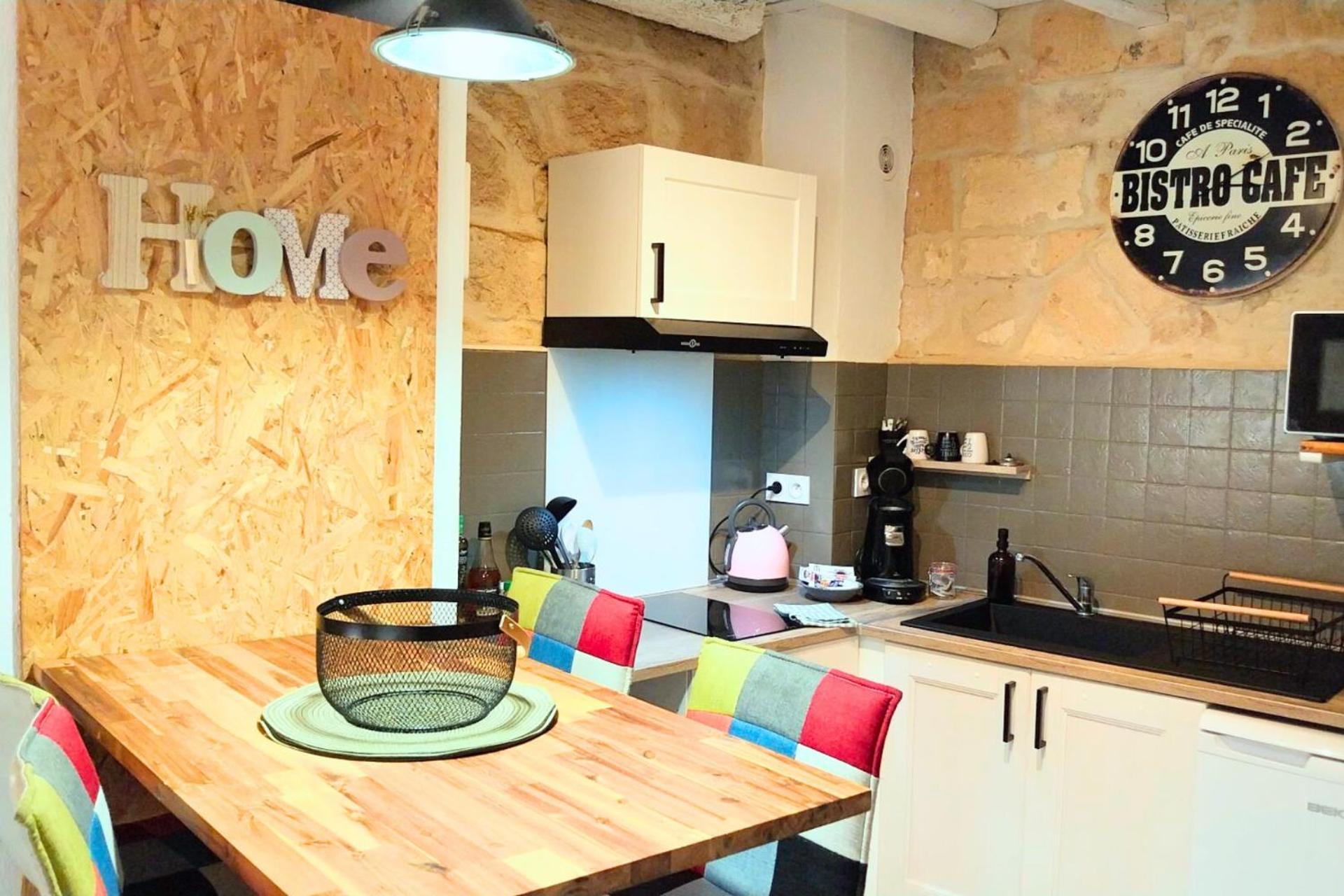 Immeuble 3 Apparts Centre Historique St Gilles Maisoncarreeconciergerie Saint-Gilles  Esterno foto